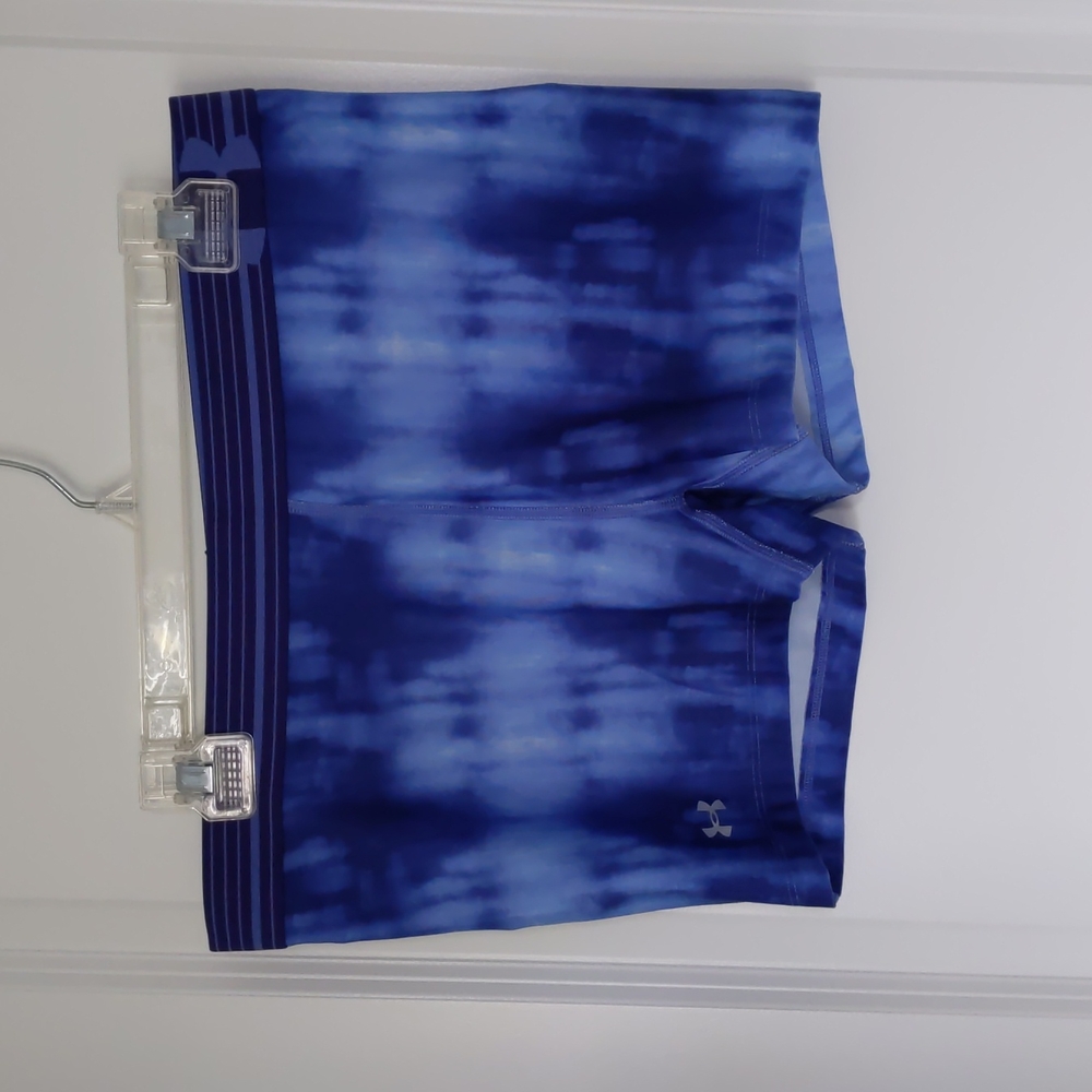 Under Armour HeatGear Shorty Shorts blue tie die